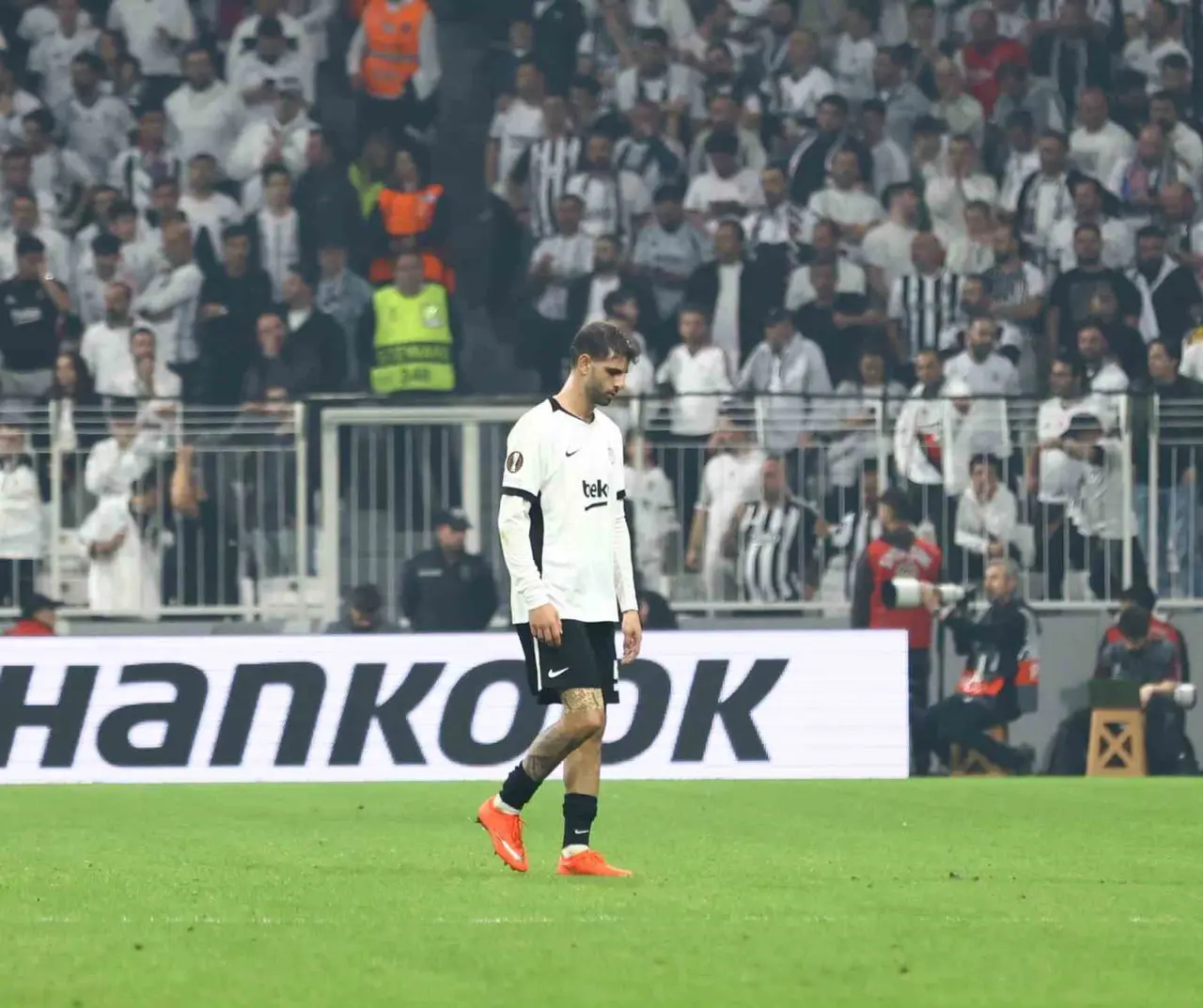 UEFA Avrupa Ligi: Beşiktaş: 2 - Crystal Palace: 2 (Maç sonucu)
