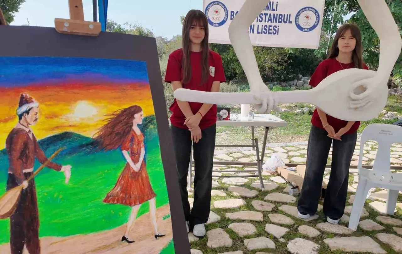 2 bin 300 yıllık tarihin içinden Türküler yükseldi