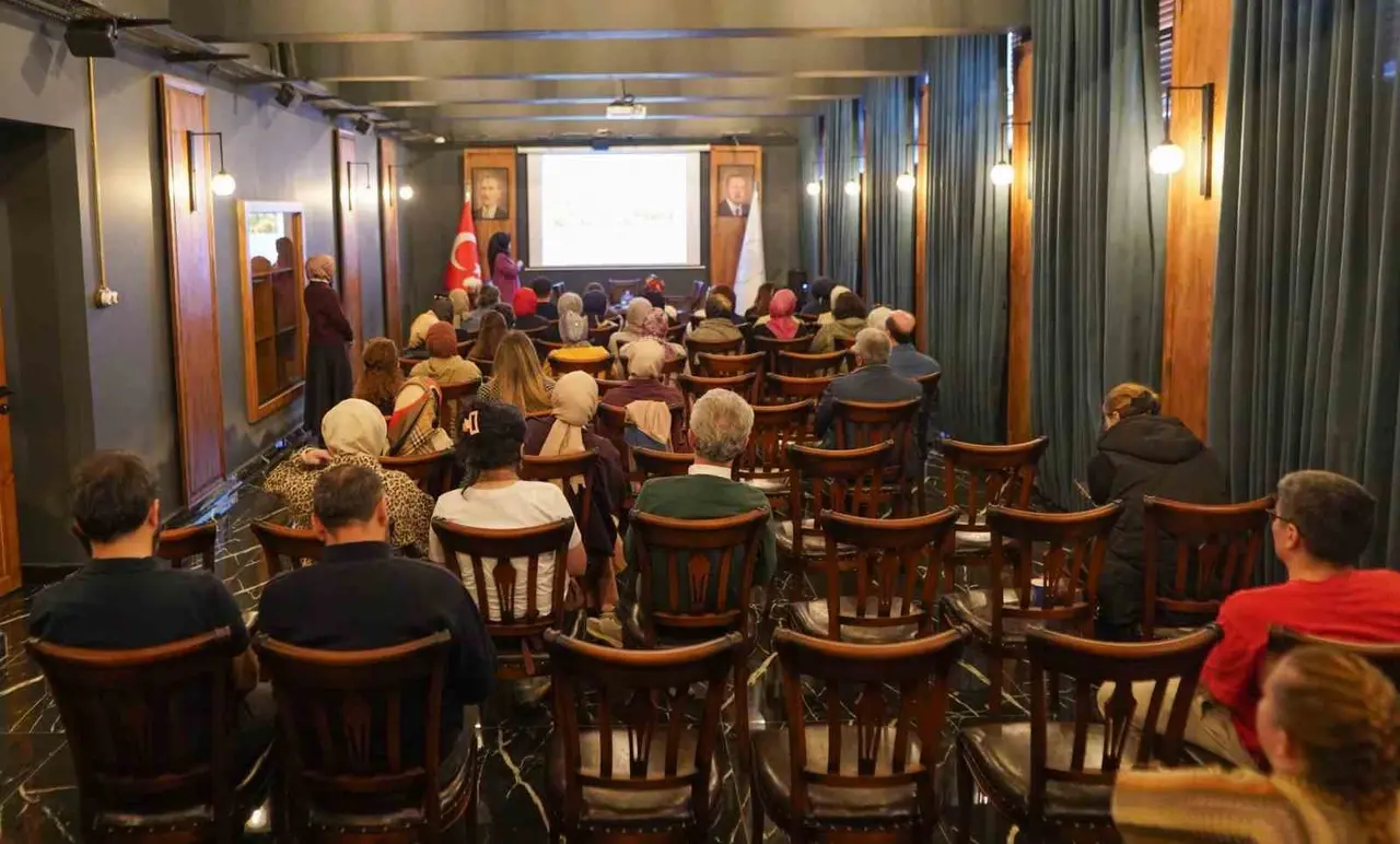 Sanat Melikgazi’de Selçuklu Mimarisi ve Türk - İslam Sanatı konuşuldu