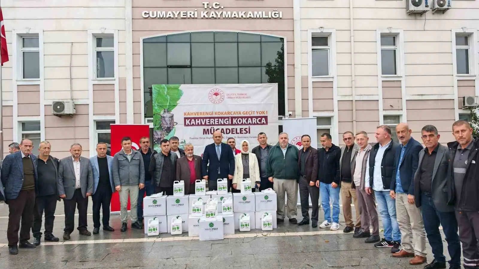 Düzce’de 14 bin samuray arısı doğaya salındı