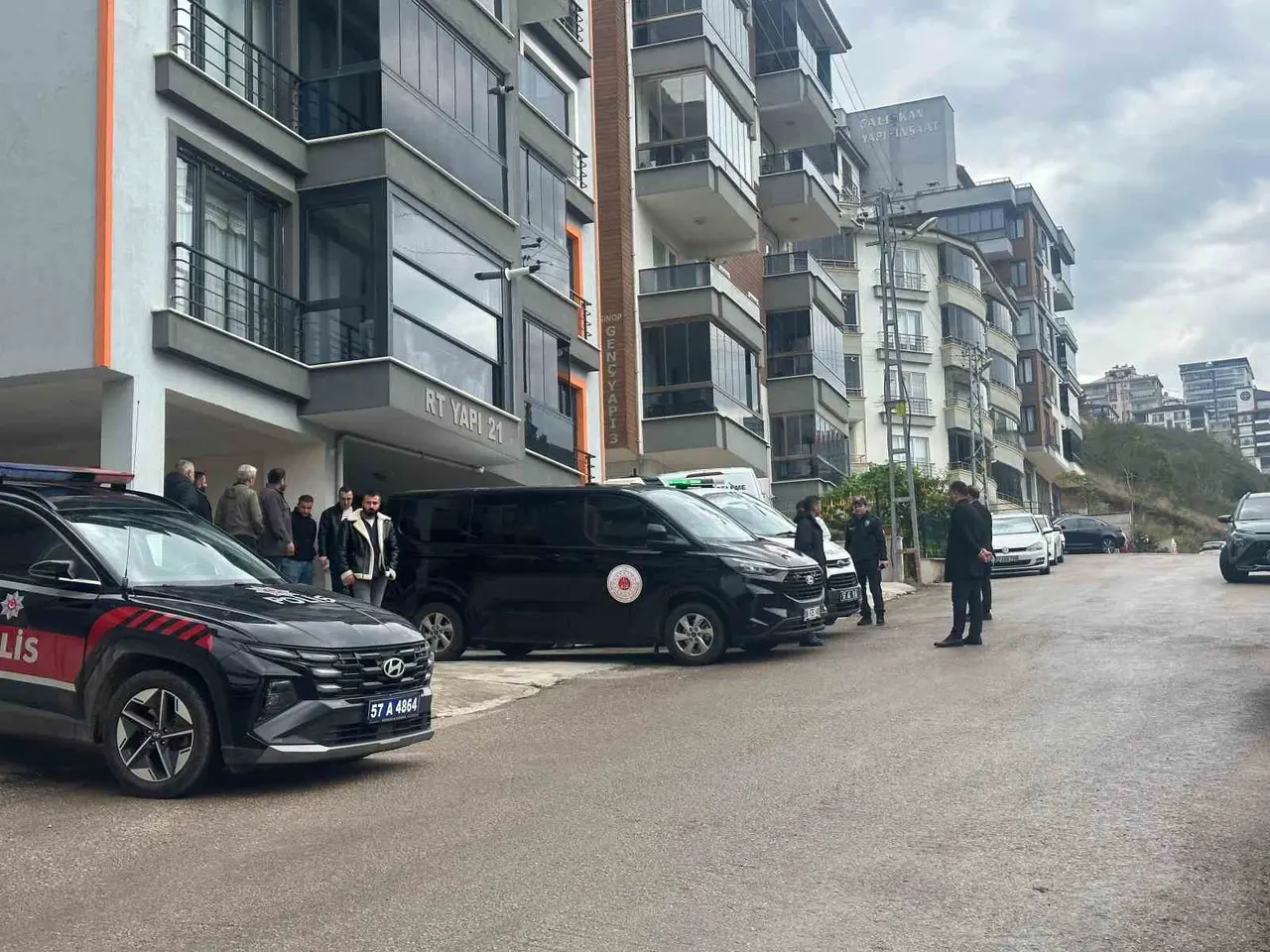 Sinop’ta polis memuru evinde ölü bulundu