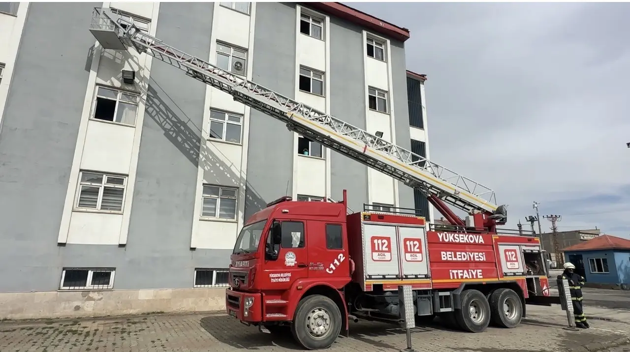 Yüksekova’da nefes kesen yangın tatbikatı