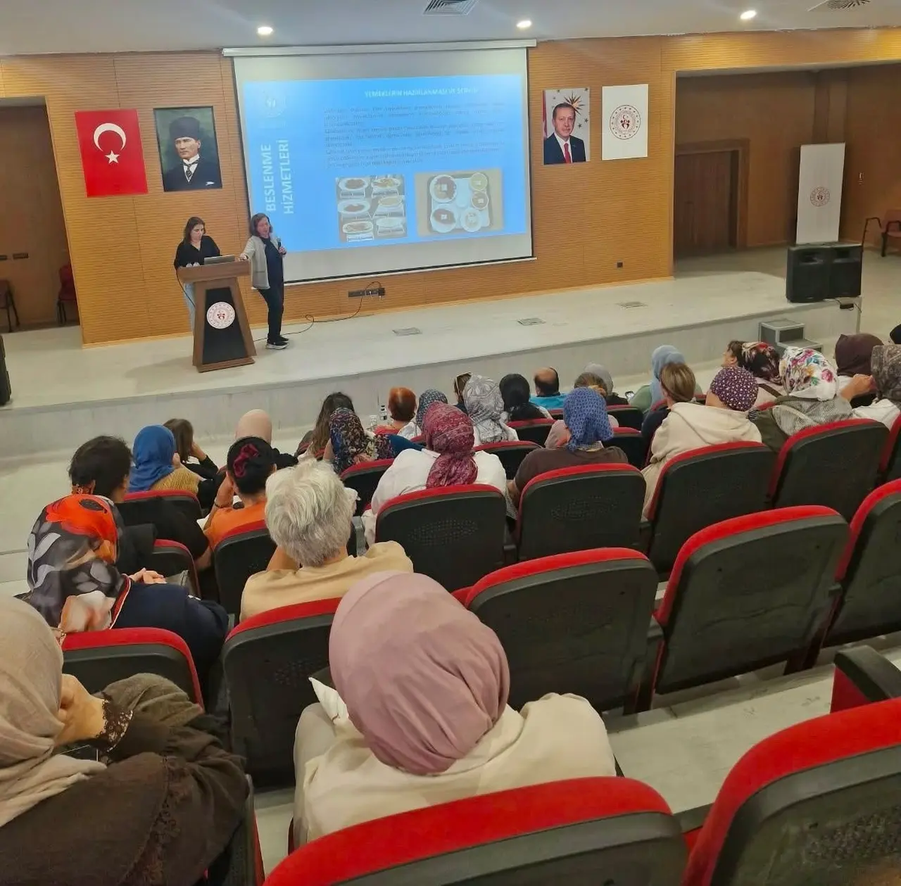 Yurtlarda beslenme hizmetleri eğitimleri tamamlandı