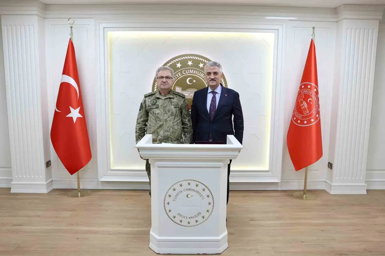 Kara Kuvvetleri Komutanı Orgeneral Metin Tokel Düzce’de