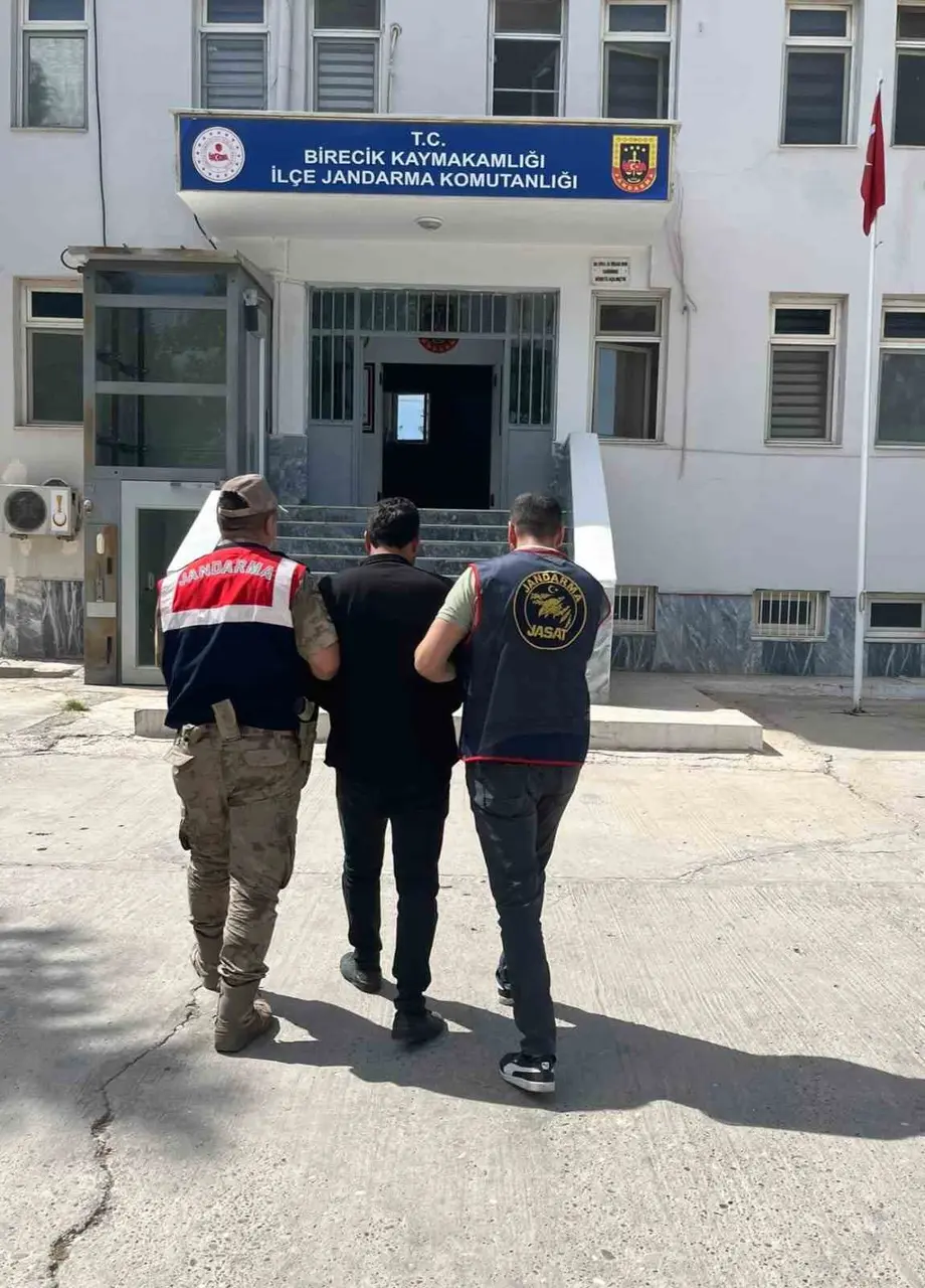 Şanlıurfa’da uyuşturucu ticaretinden hükümlü kişi yakalandı
