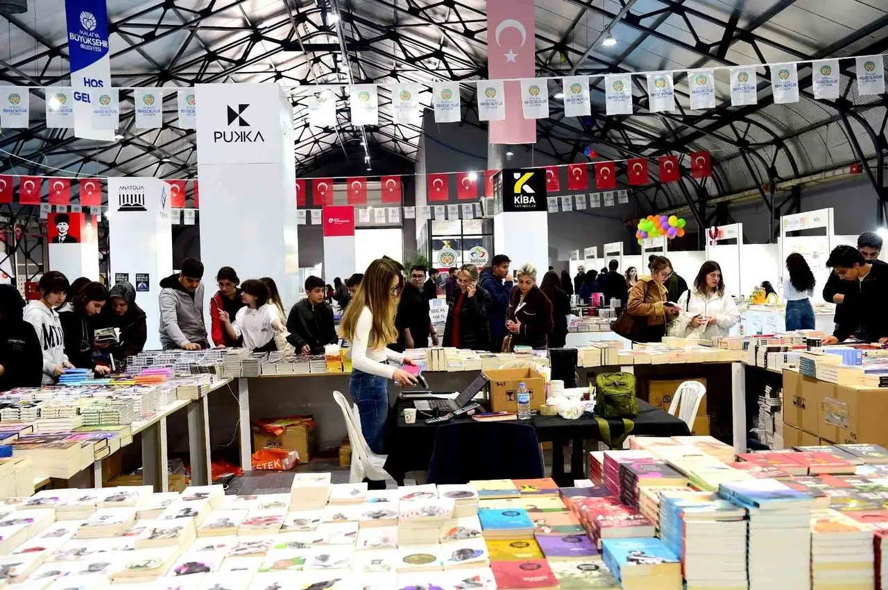 Malatya Kitap Fuarı her yıl büyüyor
