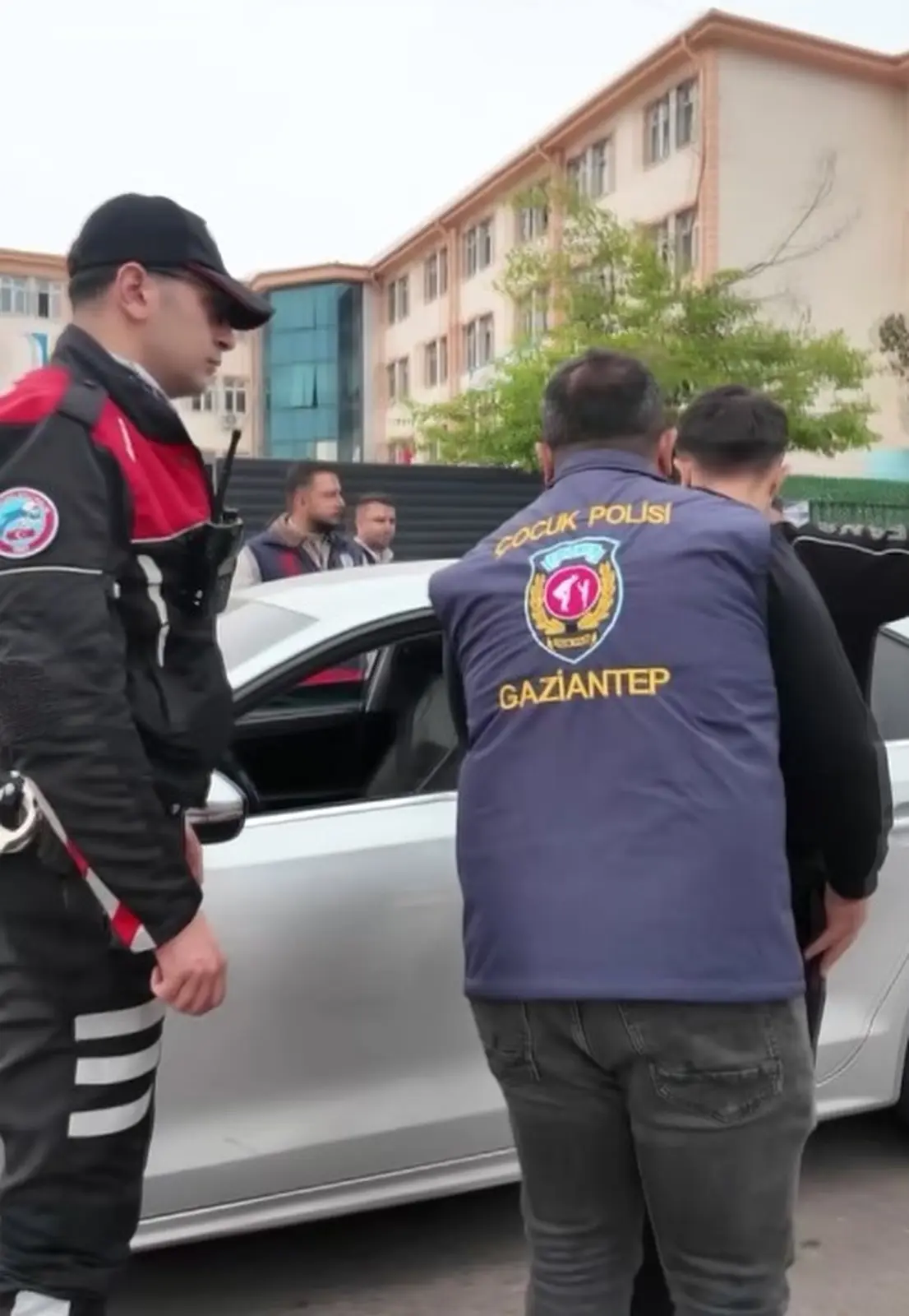Gaziantep’te okul çevrelerinde huzur-güven-asayiş uygulaması