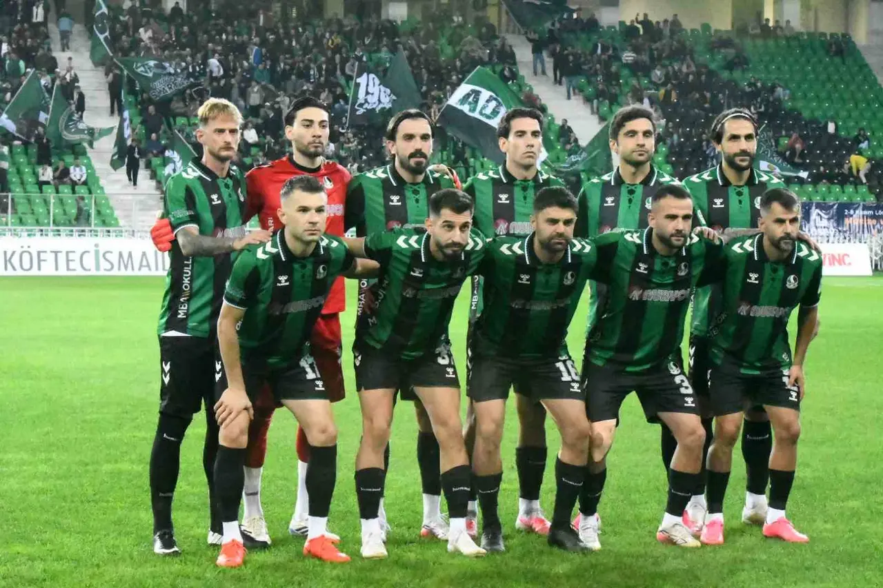 TFF 2. Lig: Sakaryaspor: 1 - Erzincanspor: 3