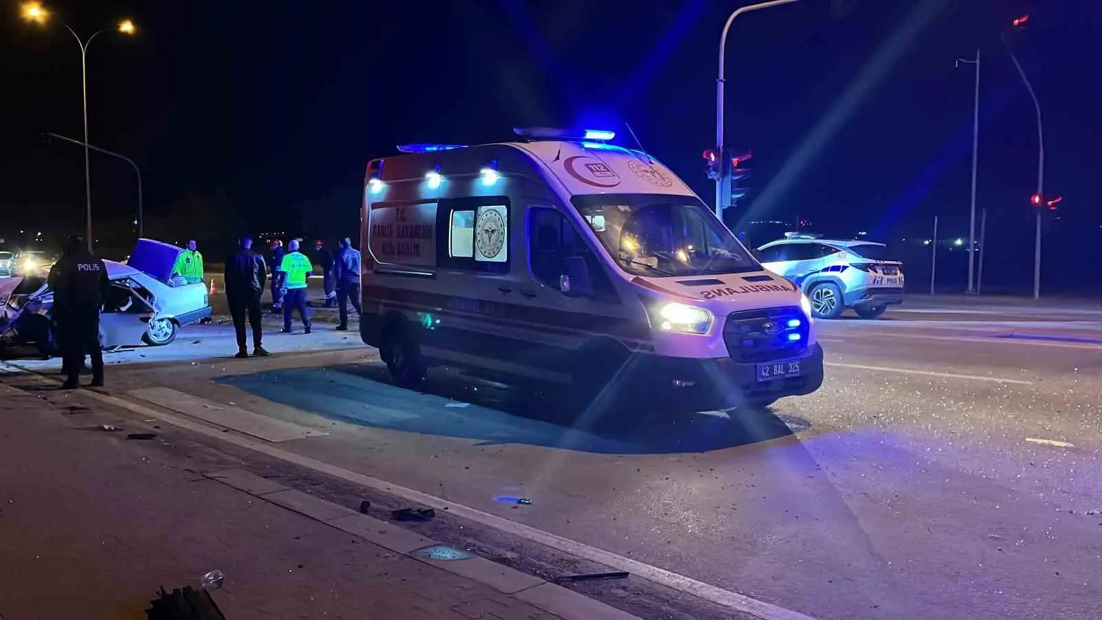 Konya’da iki otomobil çarpıştı: 5 yaralı