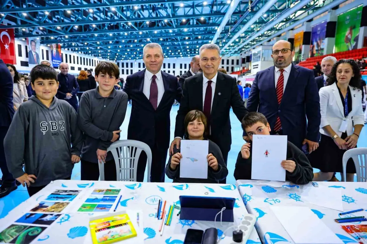 Başkan Kurnaz: "Bilimin ışığında düşünen nesiller yetiştirmeliyiz"