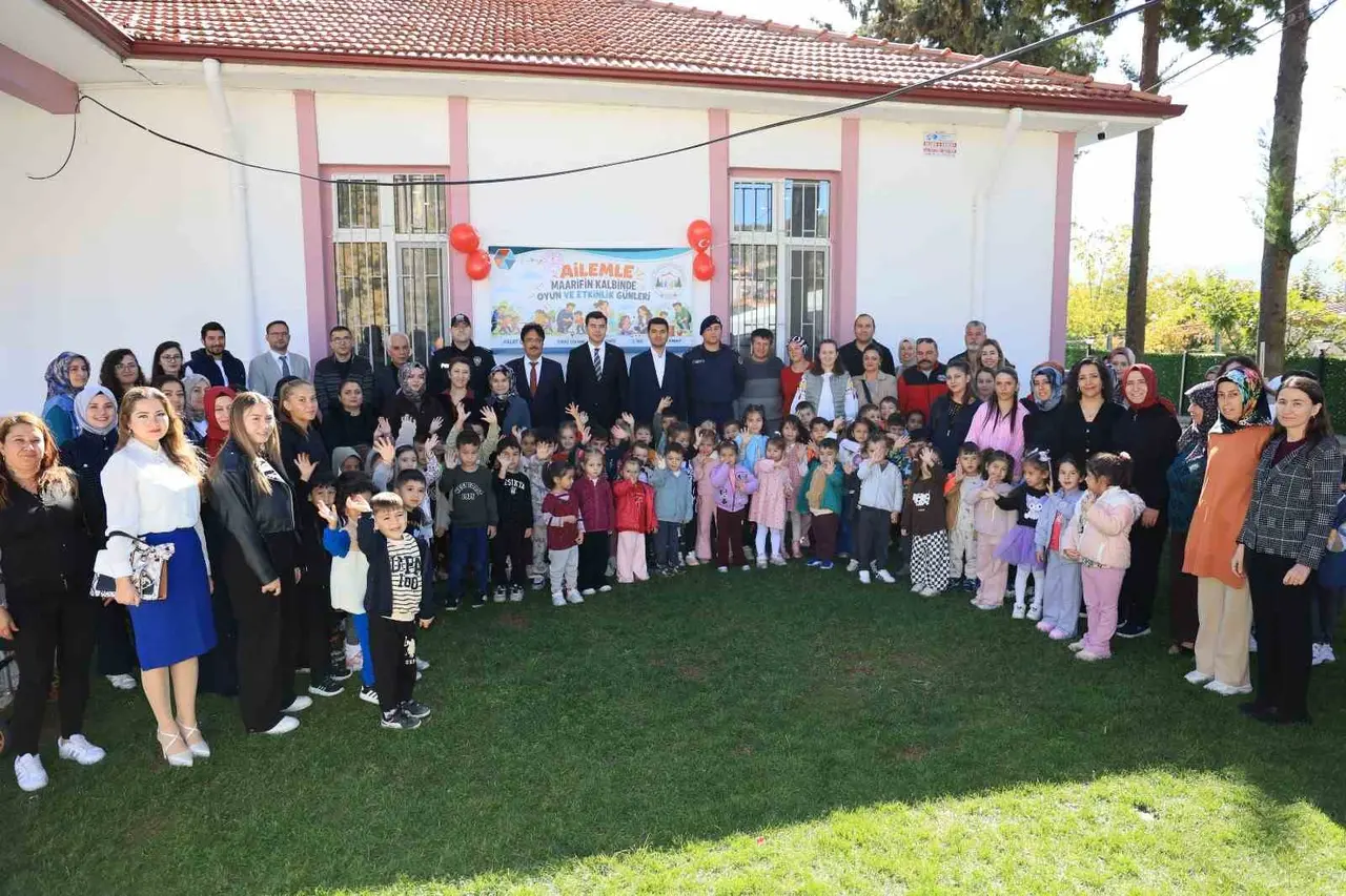 Çameli’de minikler ve aileleri geleneksel oyunlarda yarıştı