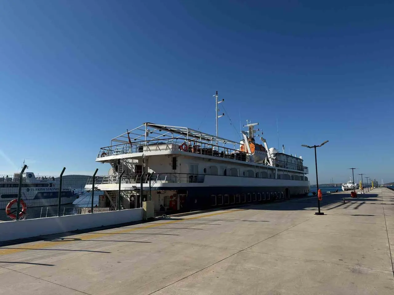 Bodrum’a Athena kruvaziyeriyle 46 turist geldi