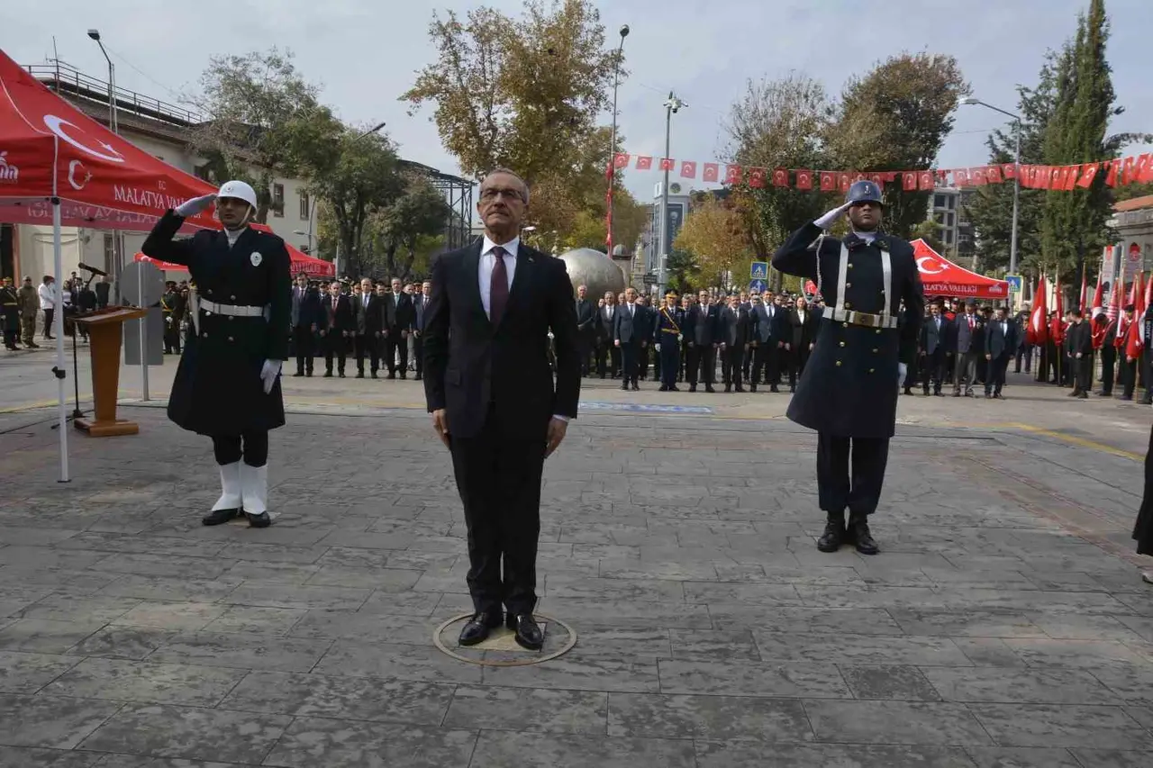 Malatya’da Cumhuriyet Bayramı kutlamaları başladı