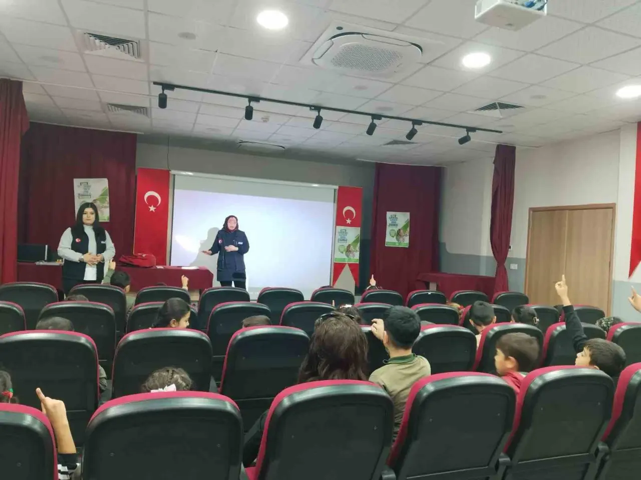 Elazığ’da öğrencilere afet farkındalık eğitimi