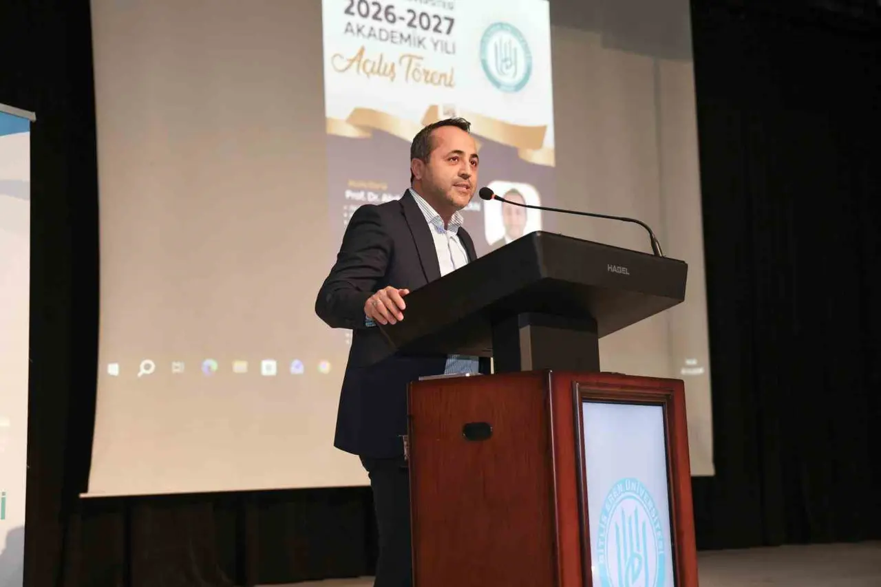 BEÜ’de 2026-2027 akademik yılı açılış töreni gerçekleştirildi