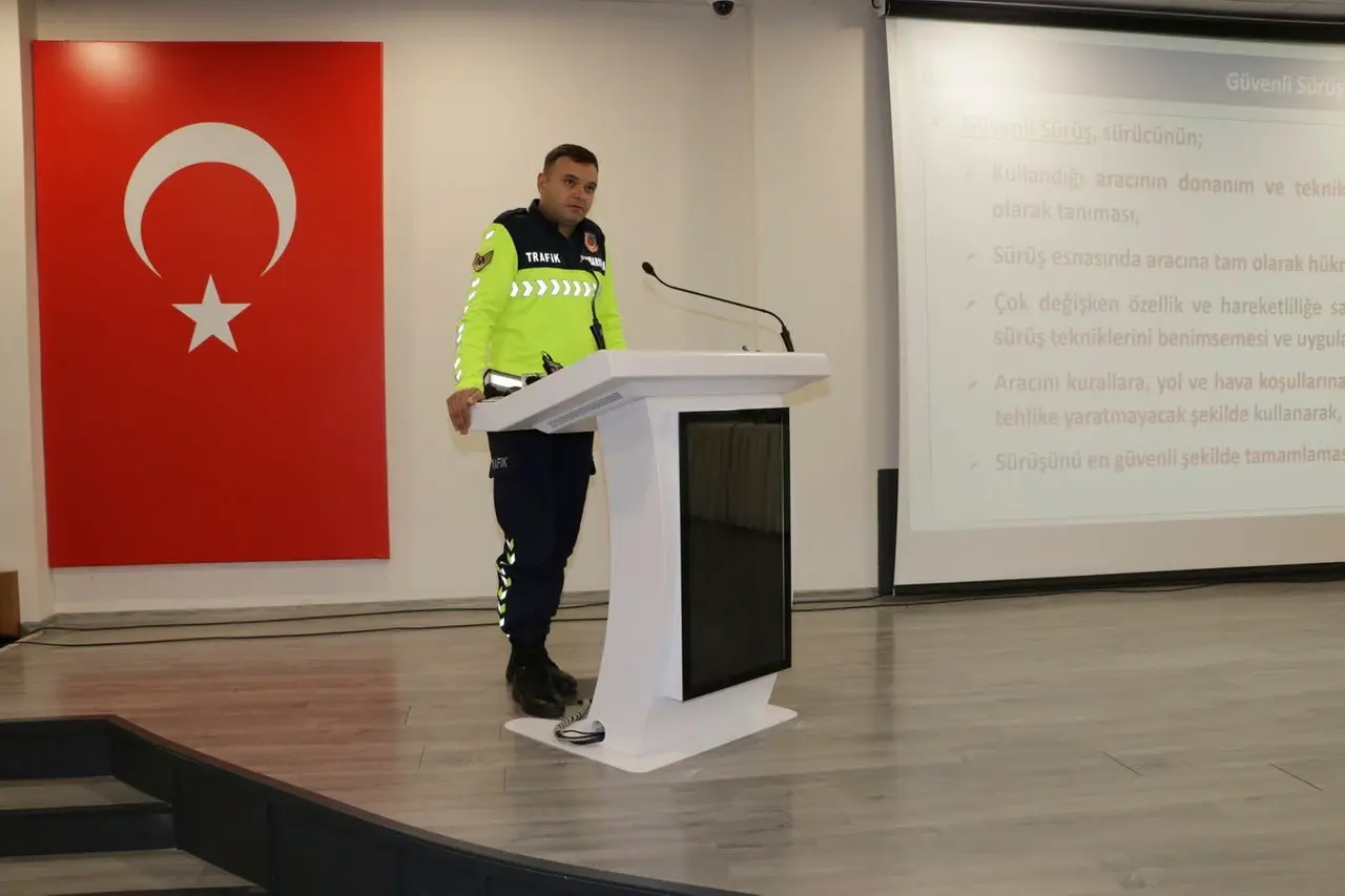 Bolu’da ormancılara jandarmadan trafik güvenliği eğitimi