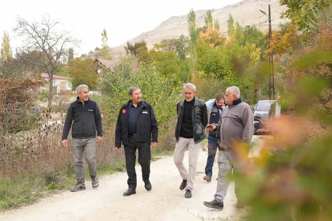 Darende’de asfalt çalışmaları için inceleme yapıldı