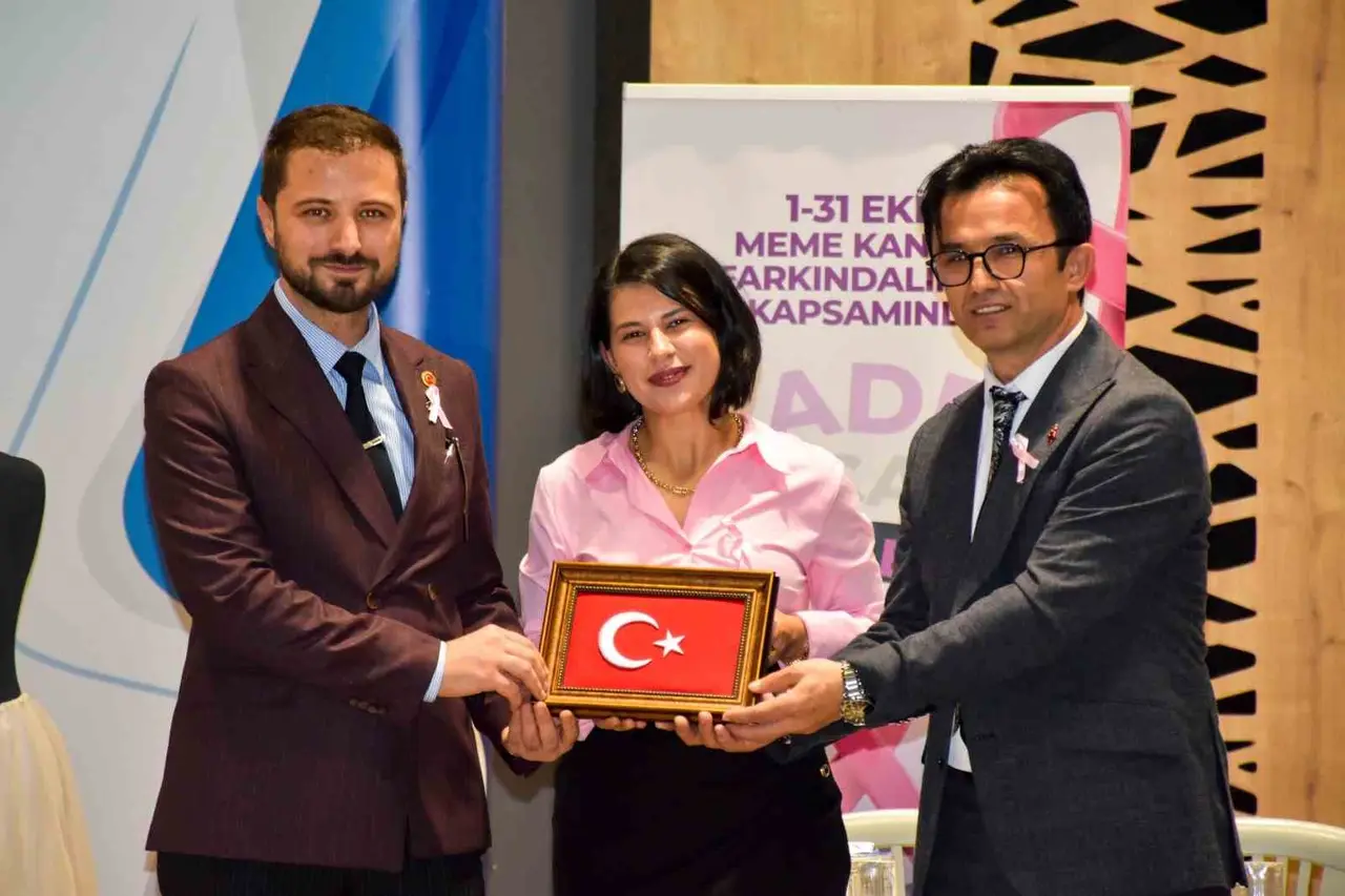 Karacabey’de meme kanserine karşı farkındalık semineri