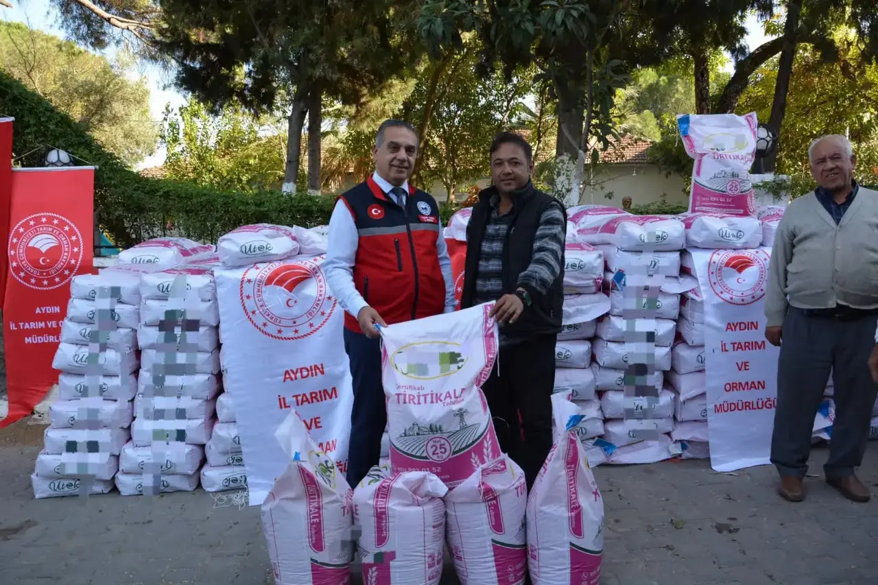 Çine’de 40 üreticiye 5,5 ton yem bitkisi tohumu desteği