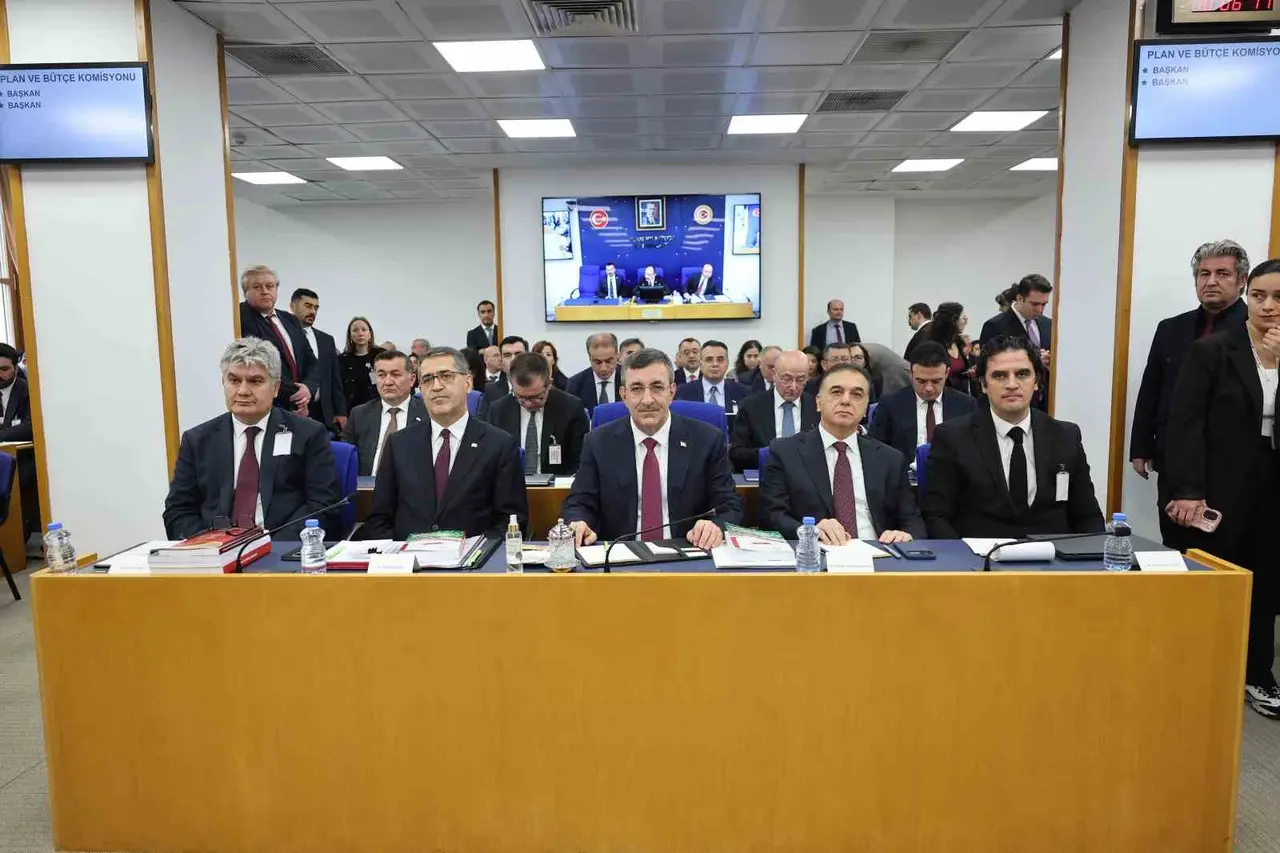TBMM Plan ve Bütçe Komisyonu’nda fon tartışması