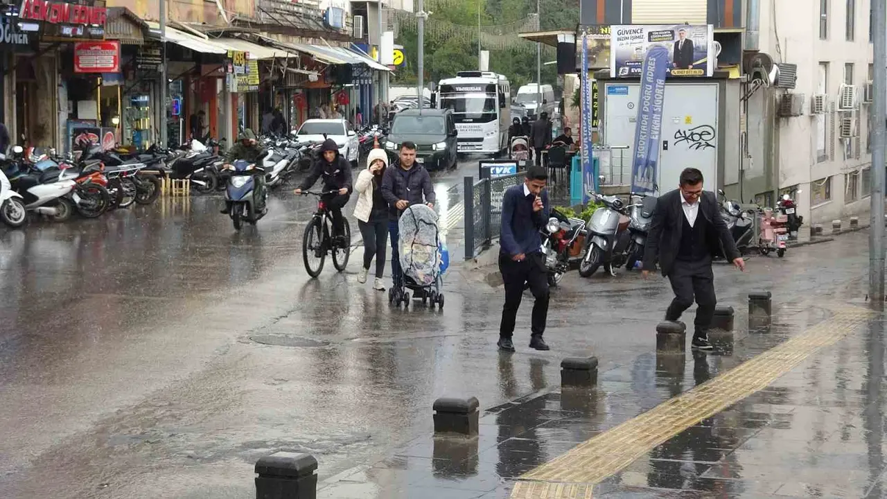 Kilis’te kuvvetli yağış etkili oldu