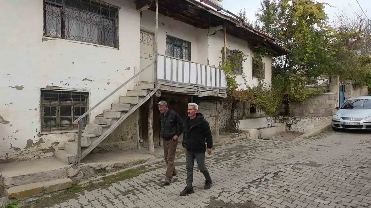 Yozgat’ta bu evden ekmek yiyen gençlerin askerden sağ salim döndüğüne inanılıyor