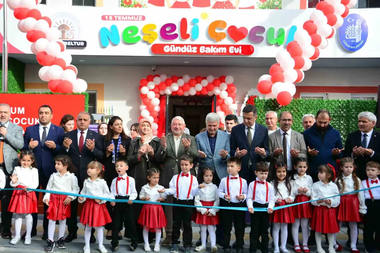 Çorum Belediyesinin çocuk gündüz bakım evi törenle açıldı