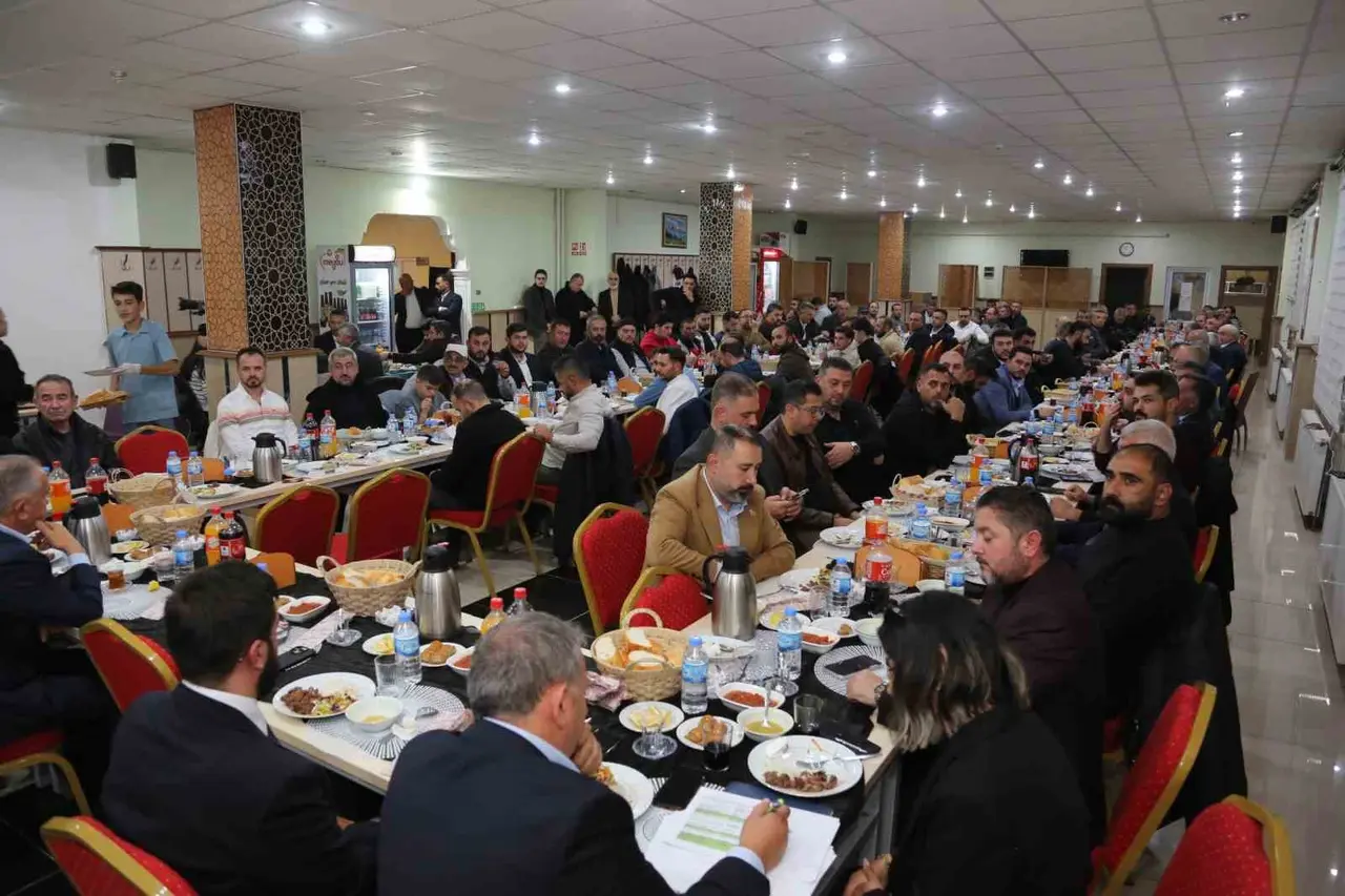 STSO Başkanı Özdemir’den ilçelere yatırım ve üretim mesajı