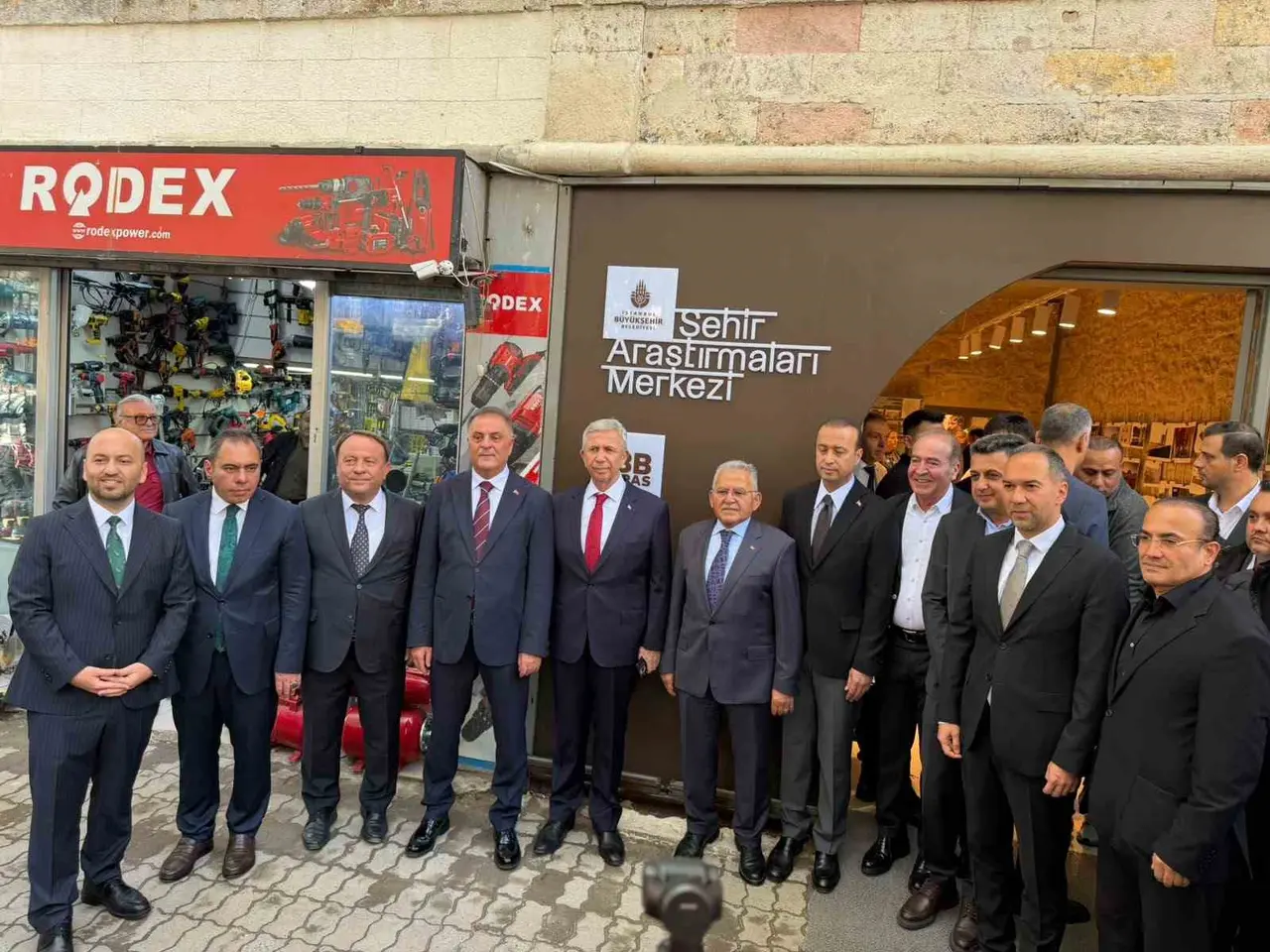 Başkan Büyükkılıç İstanbul’da Şehir Araştırmaları Merkezi açılışına katıldı