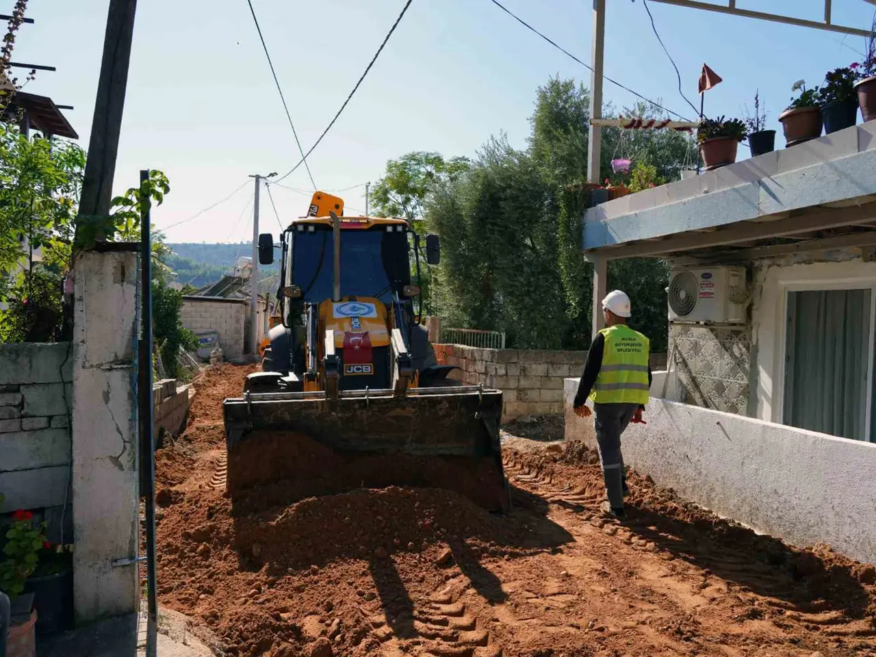 Milas Küçükdibekdere’de 5 bin 500 metrelik altyapı yatırımı