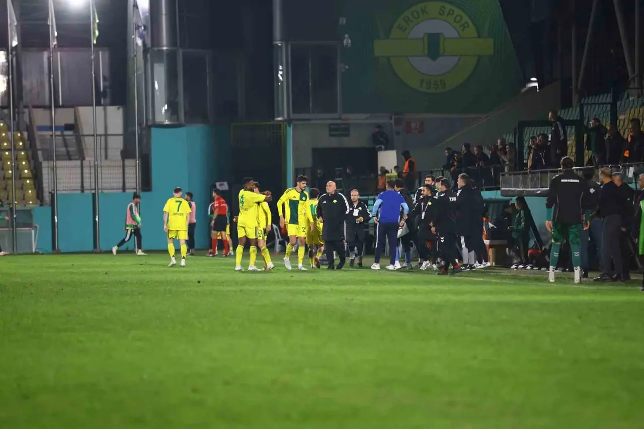 Trendyol 1. Lig: Esenler Erokspor: 3 - Ankara Keçiörengücü: 2