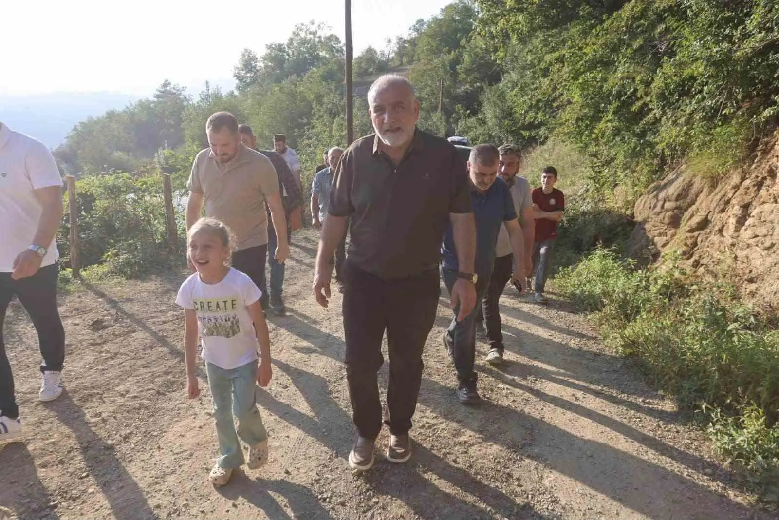 Minik Aysima istedi, Başkan Sandıkçı yaptı