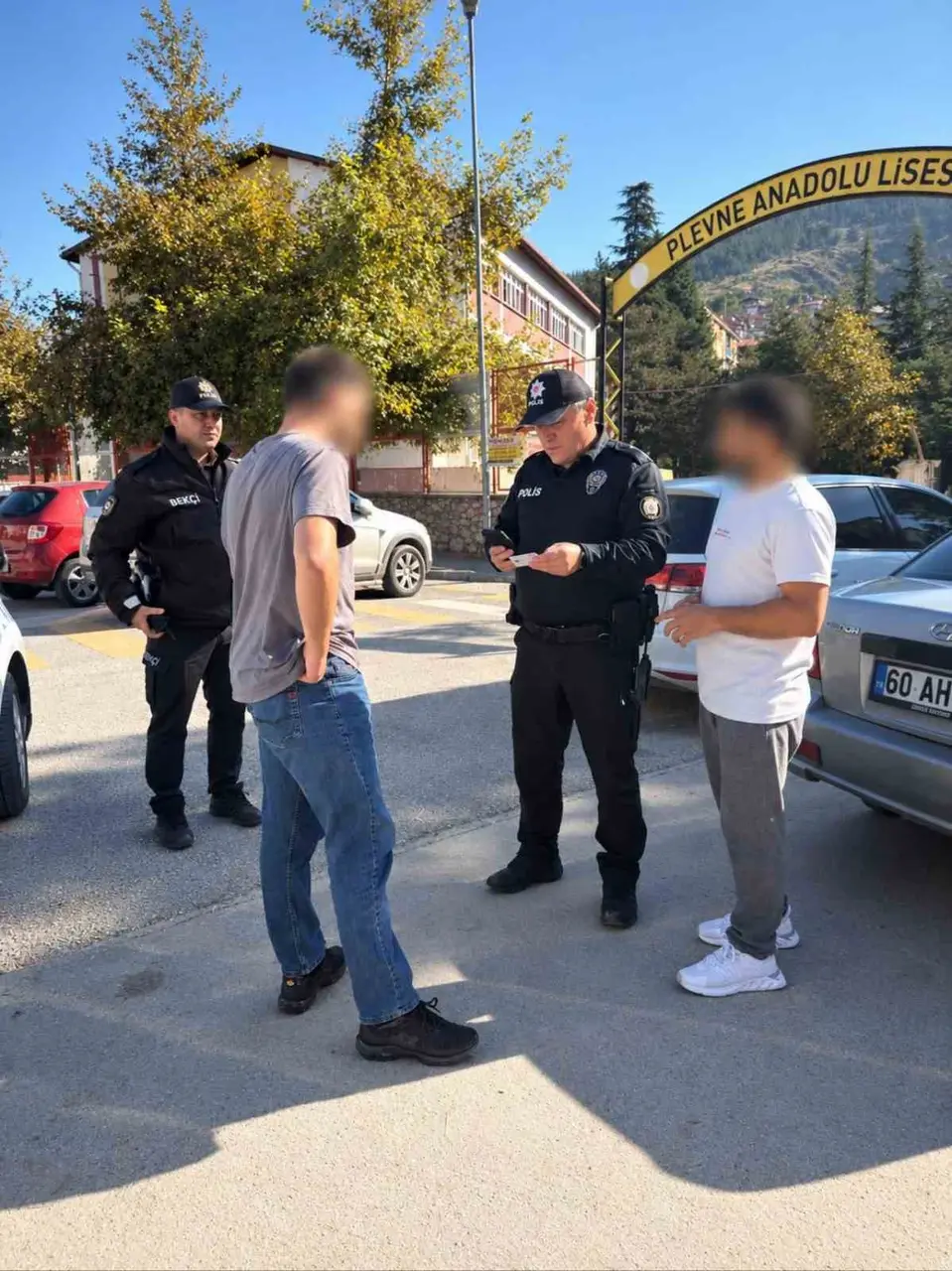 Tokat’ta okul çevreleri ve öğrenci servislerine denetim