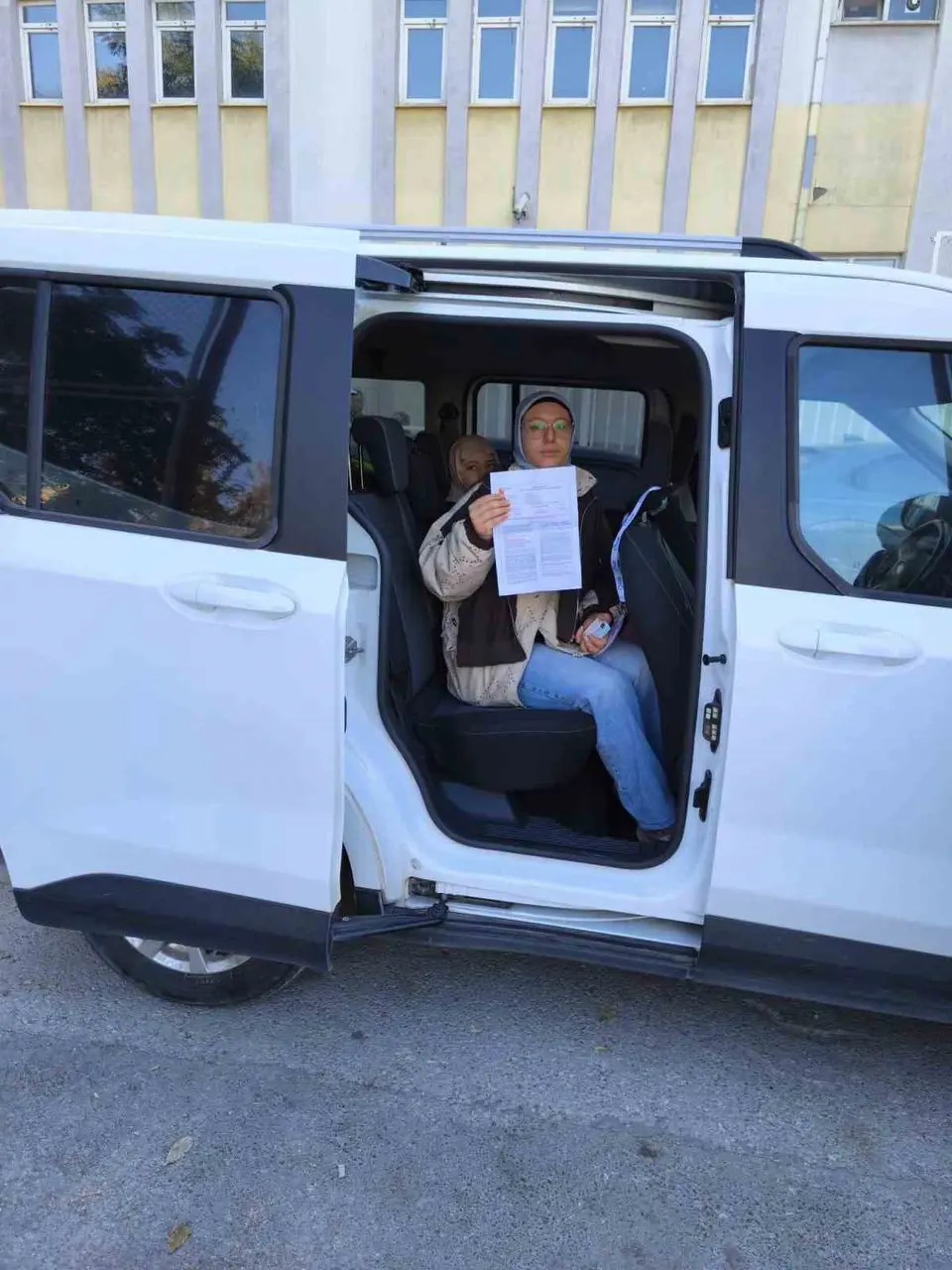 Büyükşehir ekipleri, KPSS adaylarını sınava yetiştirdi