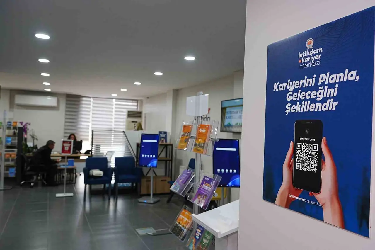 Samsun’da vatandaşların kariyer yolculuğunu destekliyor