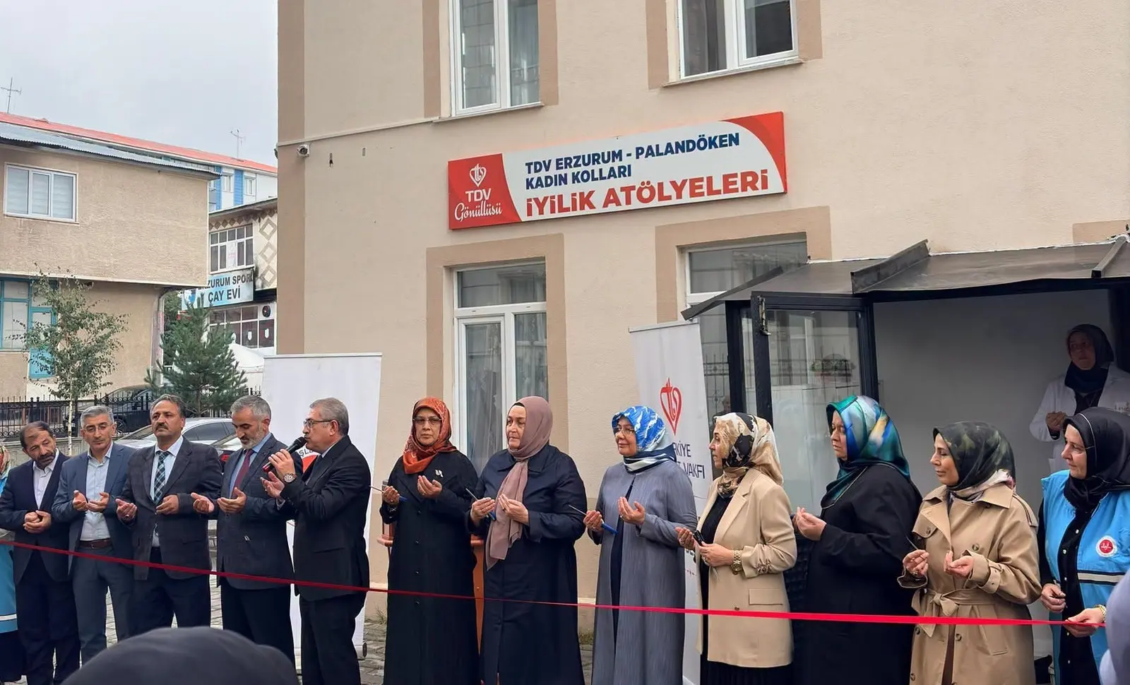 Erzurum’da "İyilik Atölyeleri" dualarla hizmete açıldı