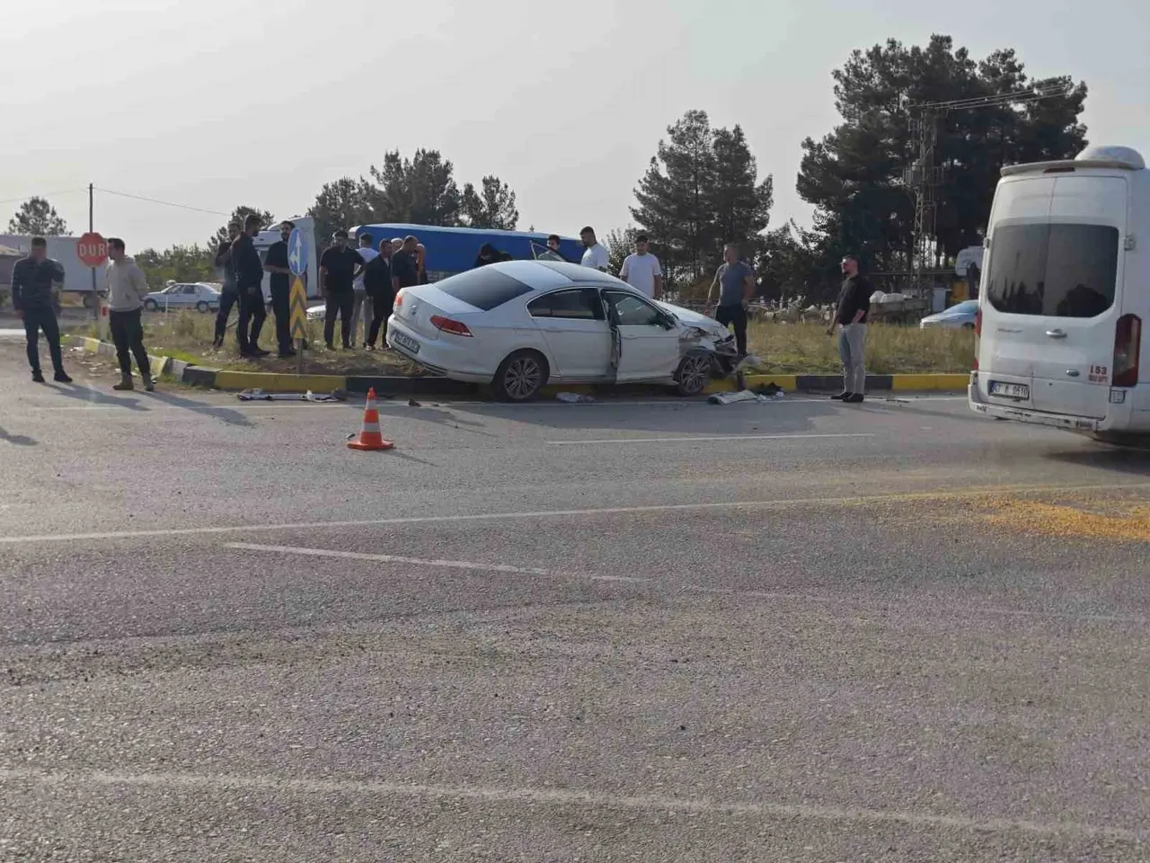 Diyarbakır’da otomobil ile tır çarpıştı: 4 yaralı