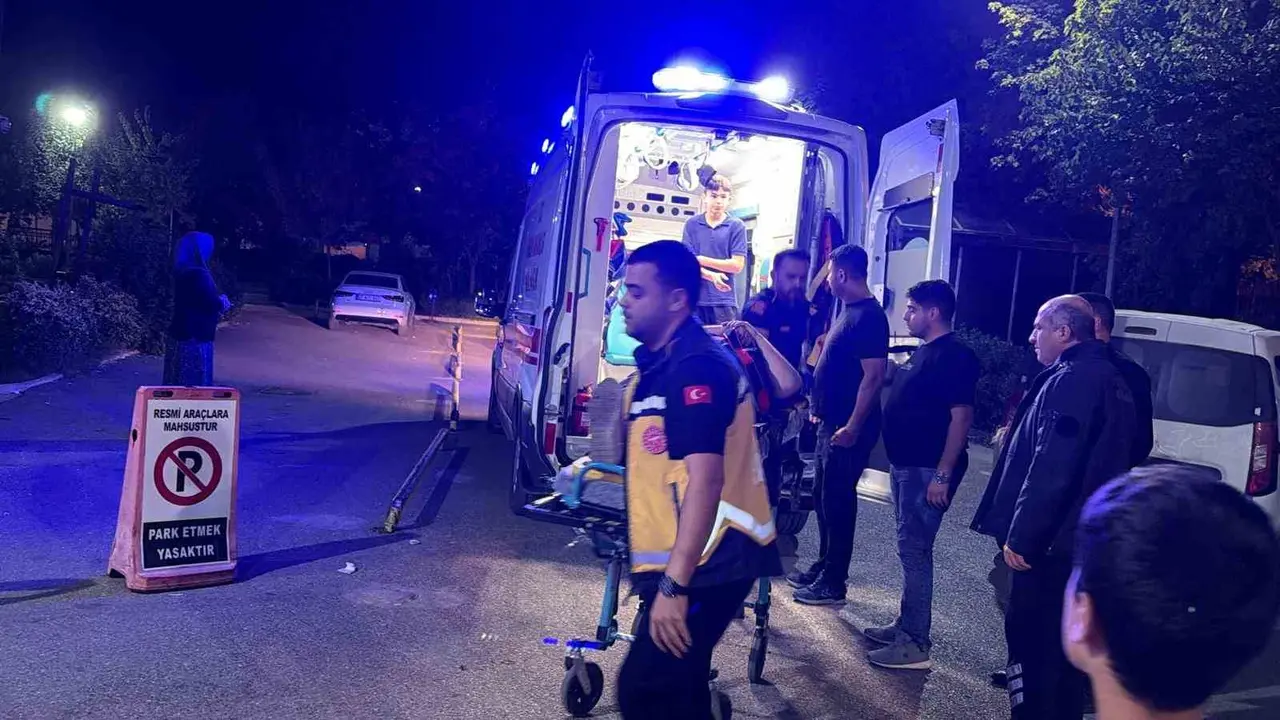 Adıyaman’da iki otomobil çarpıştı: 8 yaralı