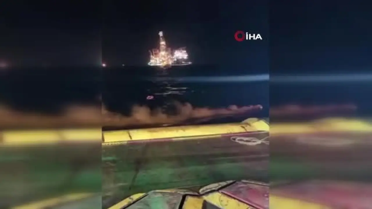 Gabon açıklarında petrol platformu battı: 1 ölü, 4 kayıp