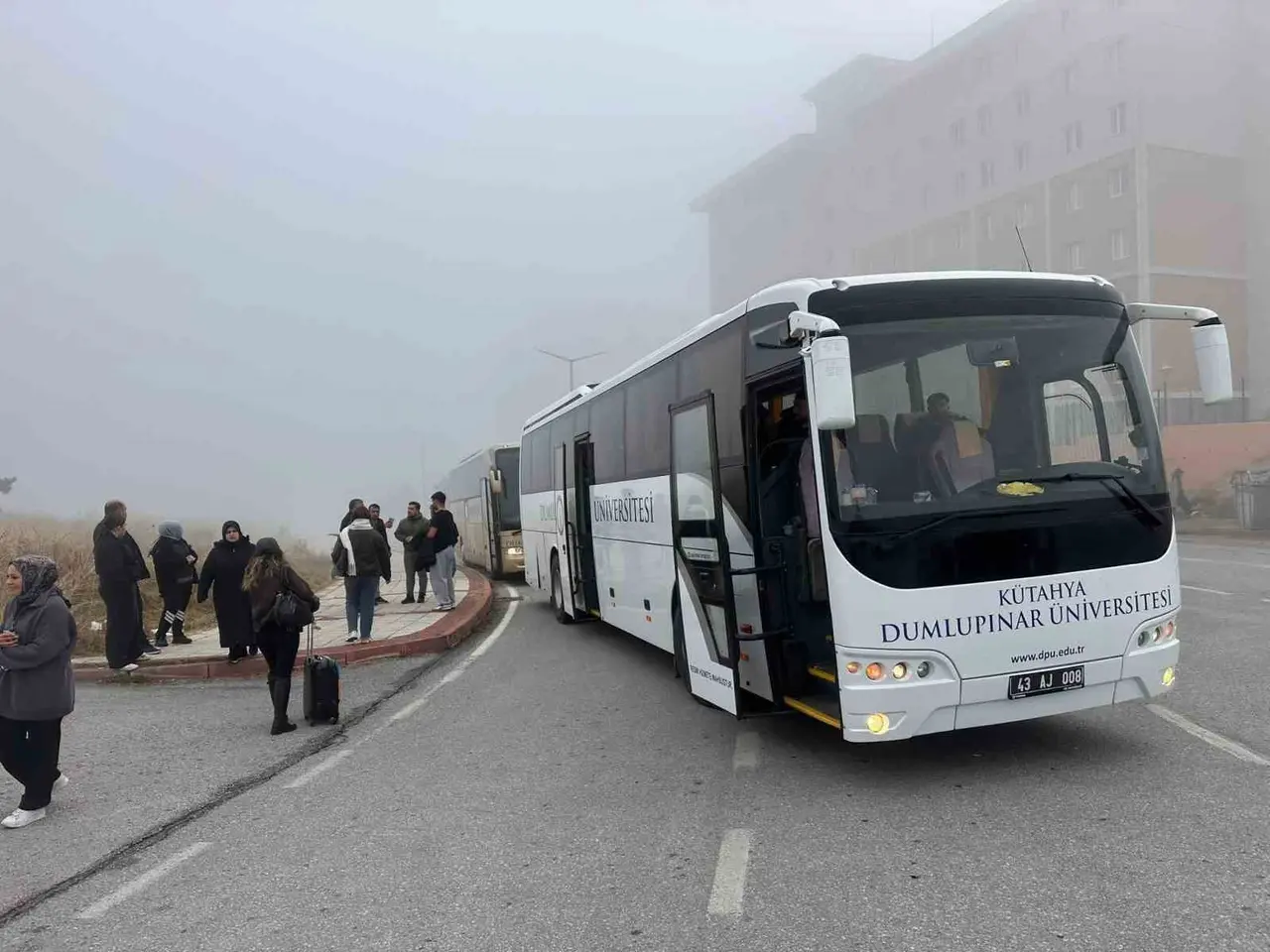 Kütahya’da KPSS adaylarının yardımına Rektör Kızıltoprak yetişti
