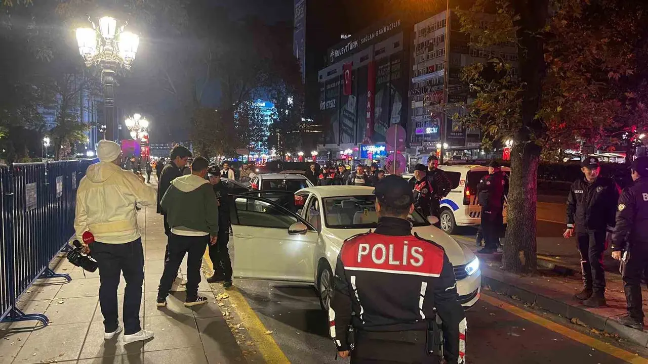 Ankara’da TDT Zirvesi kapsamında asayiş ve trafik denetimi yapıldı
