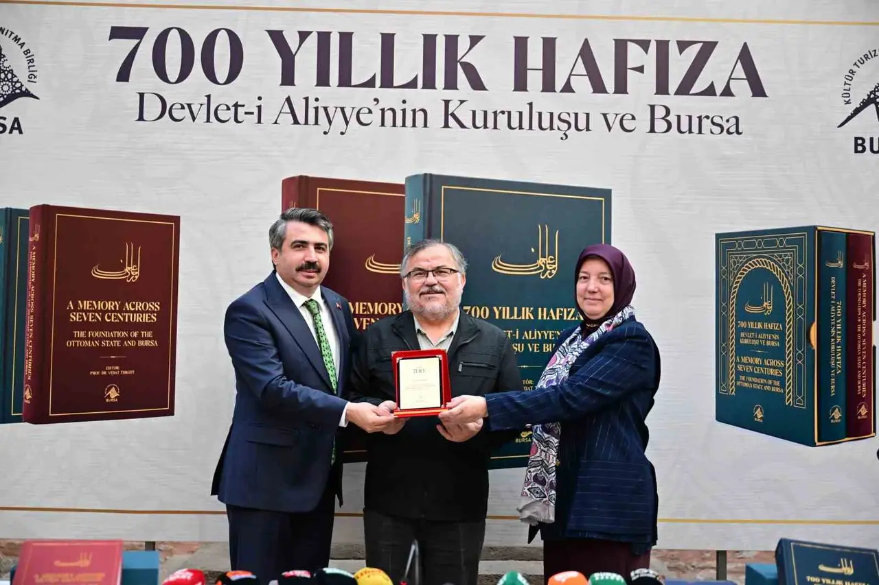 Bursa’nın 700 yıllık hafızası kitaplaştırıldı