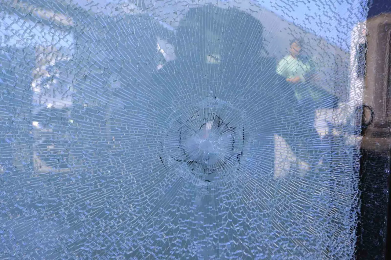 Antalya’da otomotiv bayisine silahlı saldırıda örgüt iddiası: 13 şüpheliye ceza talebi