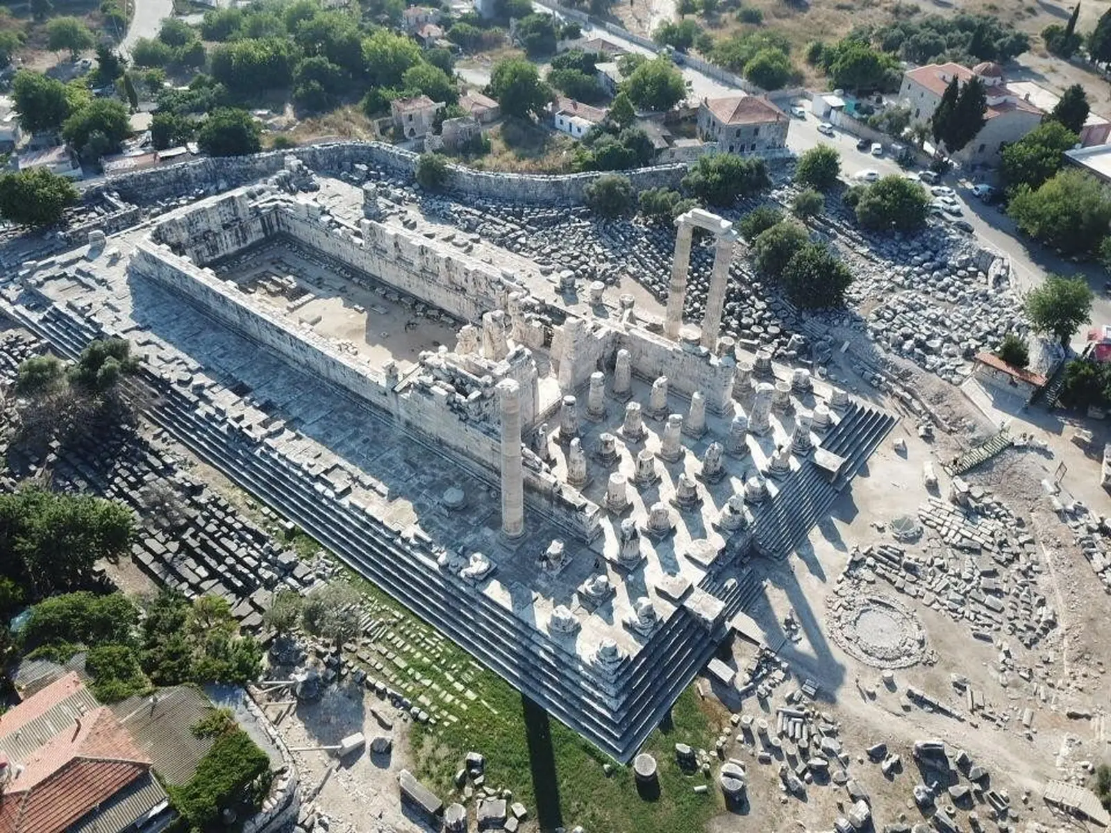 Didyma Apollon Tapınağı gece ziyaretlerinde 60 bin kişiyi aştı