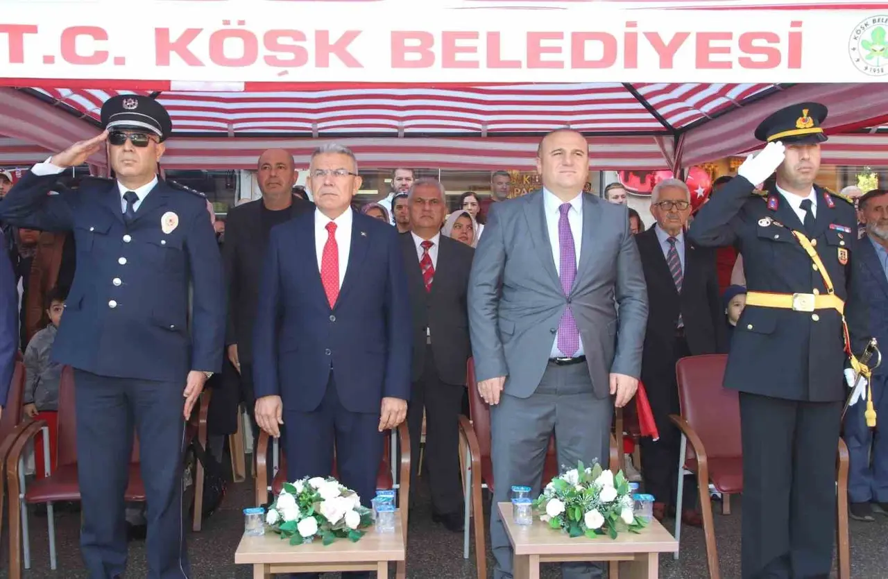 Köşk’te 29 Ekim Cumhuriyet Bayramı’nın 103.yılı coşkusu yaşandı