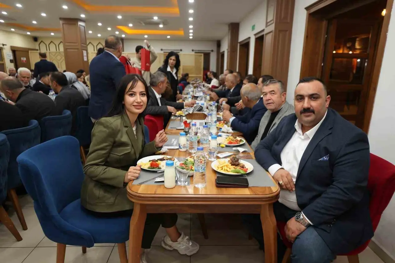 Yunusemre’de muhtarlar Günü buluşması