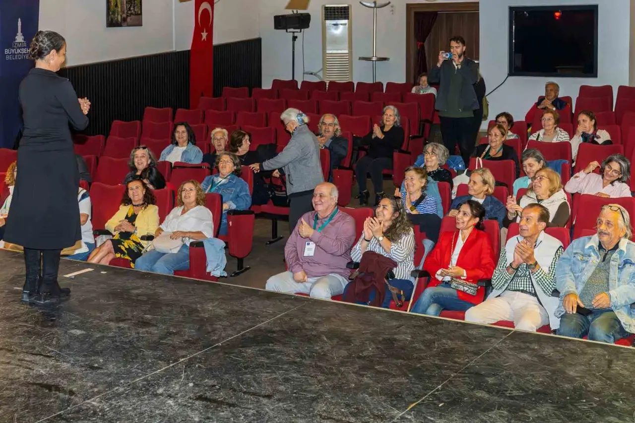 3’üncü Yaş Üniversitesi’nde ders zili çaldı