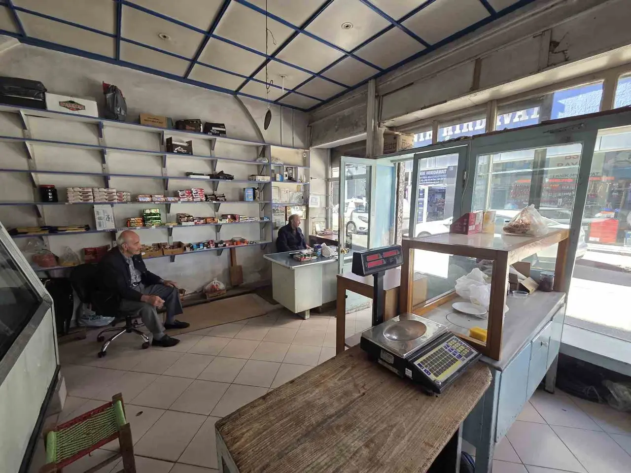 Samsun’un en eski bakkallarındandı, zamana yenildi