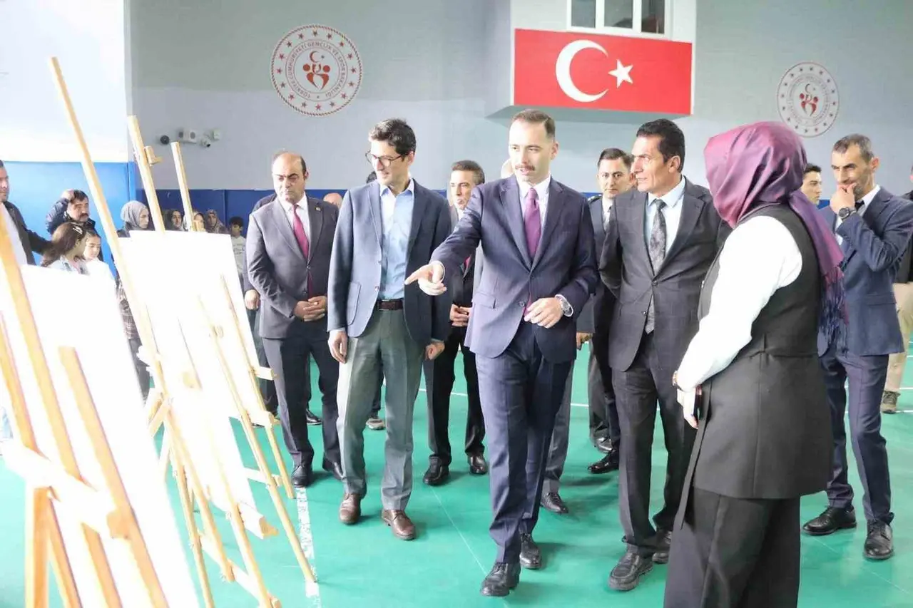 Üzümlü’nün güzellikleri fotoğraf karelerinde sergilendi