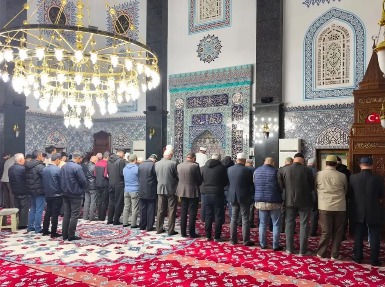 Sivrihisar’da Cuma sabah namazı buluşması düzenlendi